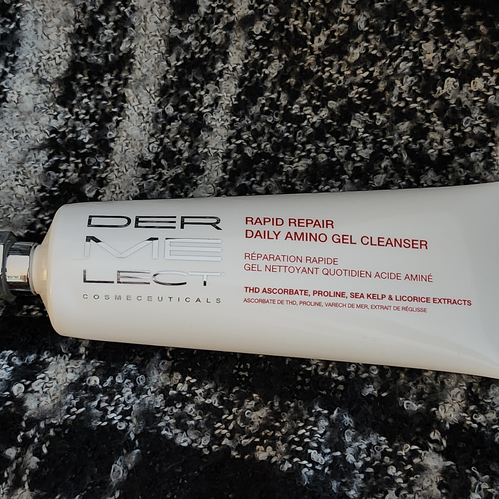 Dermelect Rapid Repair Daily Amino Gel Cleanser - White